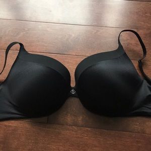 Victoria’s Secret, very sexy push-up bra